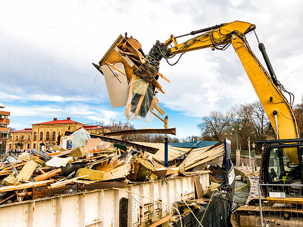 Best Yard Waste Removal  in Island Walk, FL